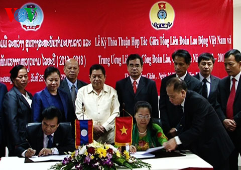 ຜູ້ຕາງໜ້າສະຫະພັນໃຫຍ່ກຳມະບານ ຫວຽດນາມເຮັດວຽກ ຢູ່ລາວ